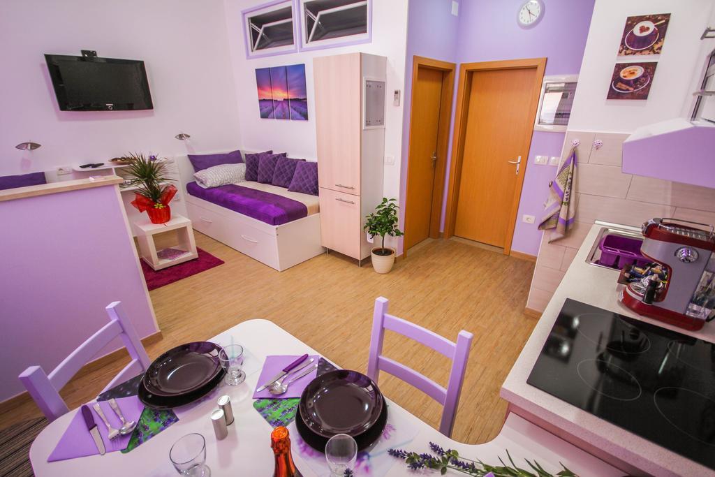 Apartments Lavanda & Cappuccino Portorose Camera foto